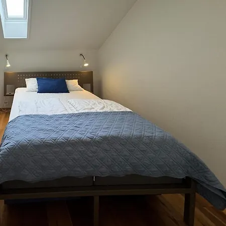 Hermoso De 2 En Apartamento