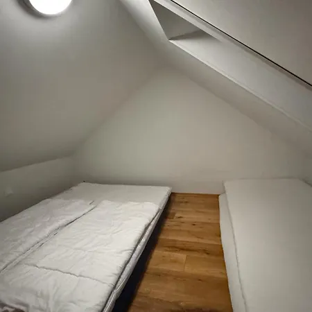 Apartment 2 Bedroom Beautiful In *