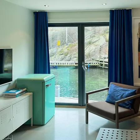 2 Bedroom Beautiful In *